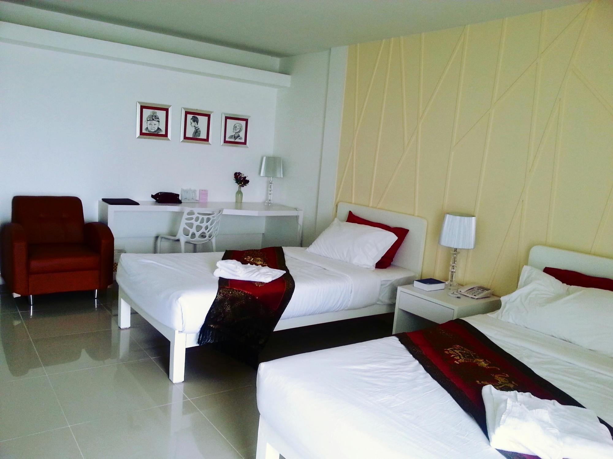 Cabbages & Condoms Inn Chiang Rai Exterior photo